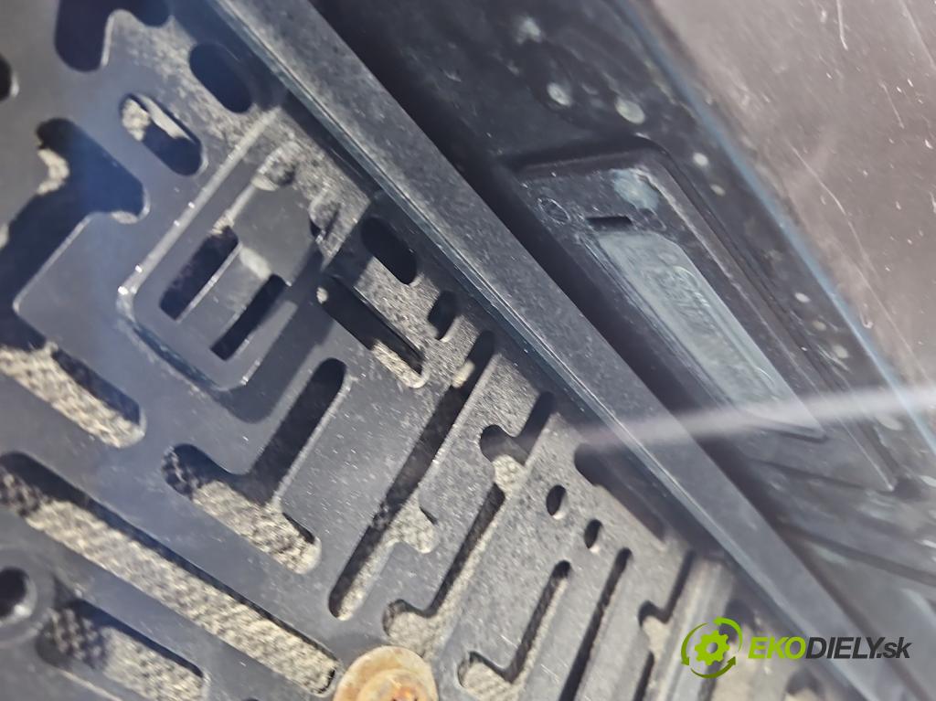 Vw Passat B6 2005-2010 2.0 tdi 136 HP manual 100 kW 1968 cm3 5- zadna kufor  (Kapota zadná (kufor))