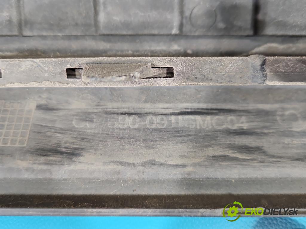 Renault Fluence 1.6 16V 110 HP manual 81 kW 1598 cm3 4- nárazník predné  (Kľučka dverí ostatné)