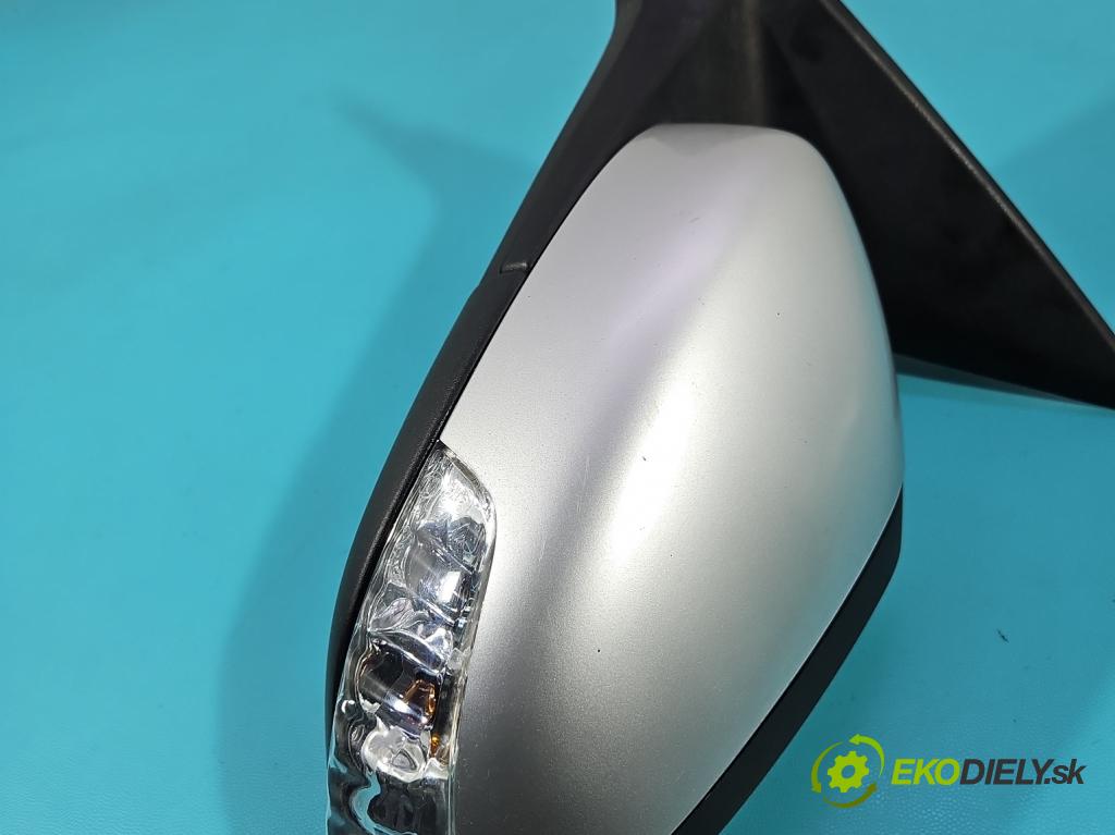 Volvo V50 2.0d 136hp manual 100 kW 1997 cm3 5- zpětné zrcátko levé  (Klika dveří ostatní)