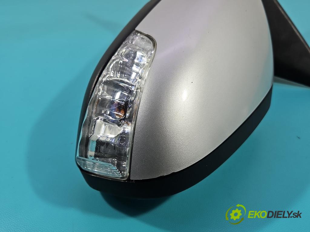 Volvo V50 2.0d 136hp manual 100 kW 1997 cm3 5- zpětné zrcátko levé  (Klika dveří ostatní)