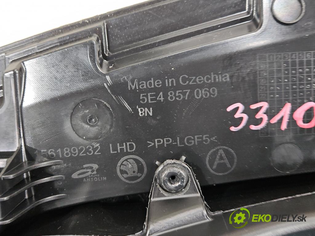 Skoda Octavia IV 2019- 2.0 tdi 116 HP manual 85 kW 1968 cm3 5- kokpit,pristrojová doska rozdeľovacia