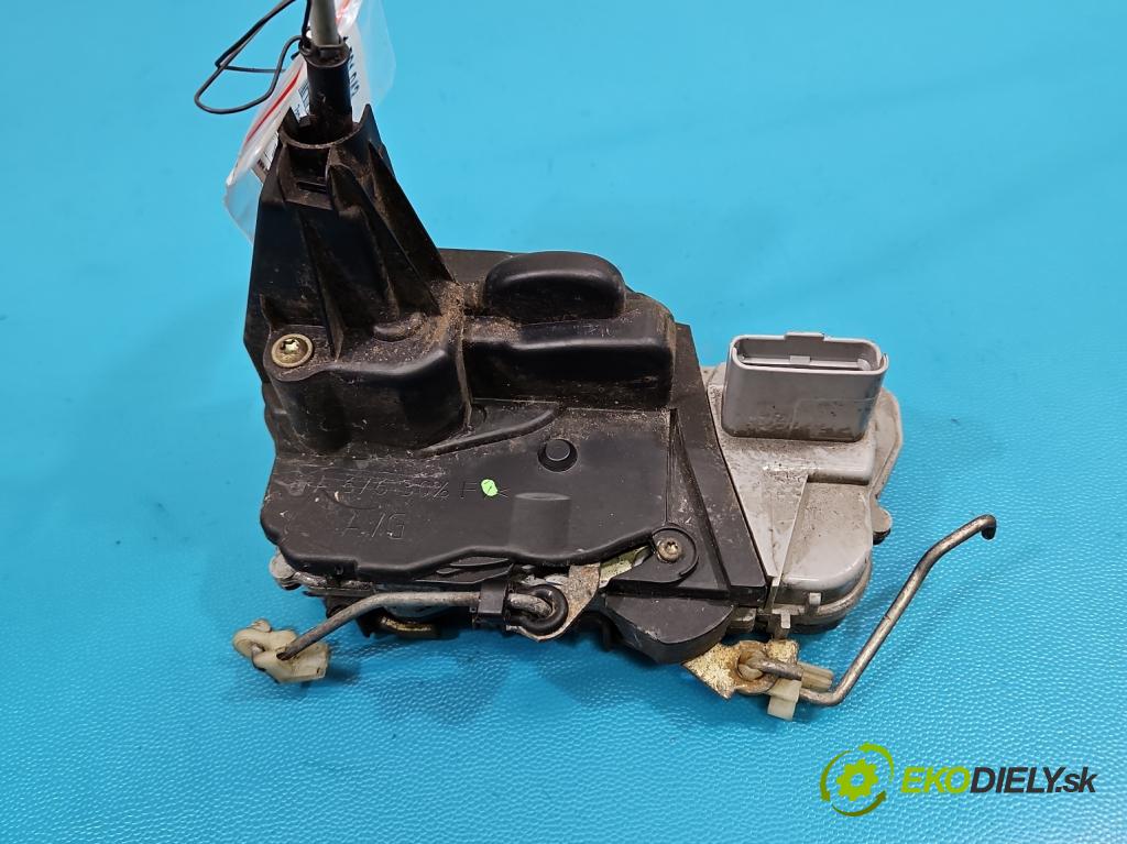 Peugeot 307 1.6 hdi 109 HP manual 80 kW 1560 cm3 5- zámok predné ľavý