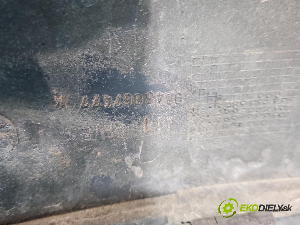 Peugeot 307 1.6 hdi 109 HP manual 80 kW 1560 cm3 5- nárazník predné  (Kľučka dverí ostatné)