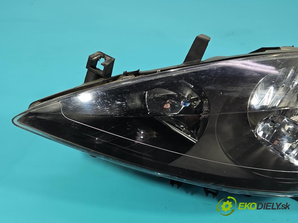 Peugeot 307 1.6 hdi 109 HP manual 80 kW 1560 cm3 5- Reflektor: ľavý  (Kľučka dverí ostatné)