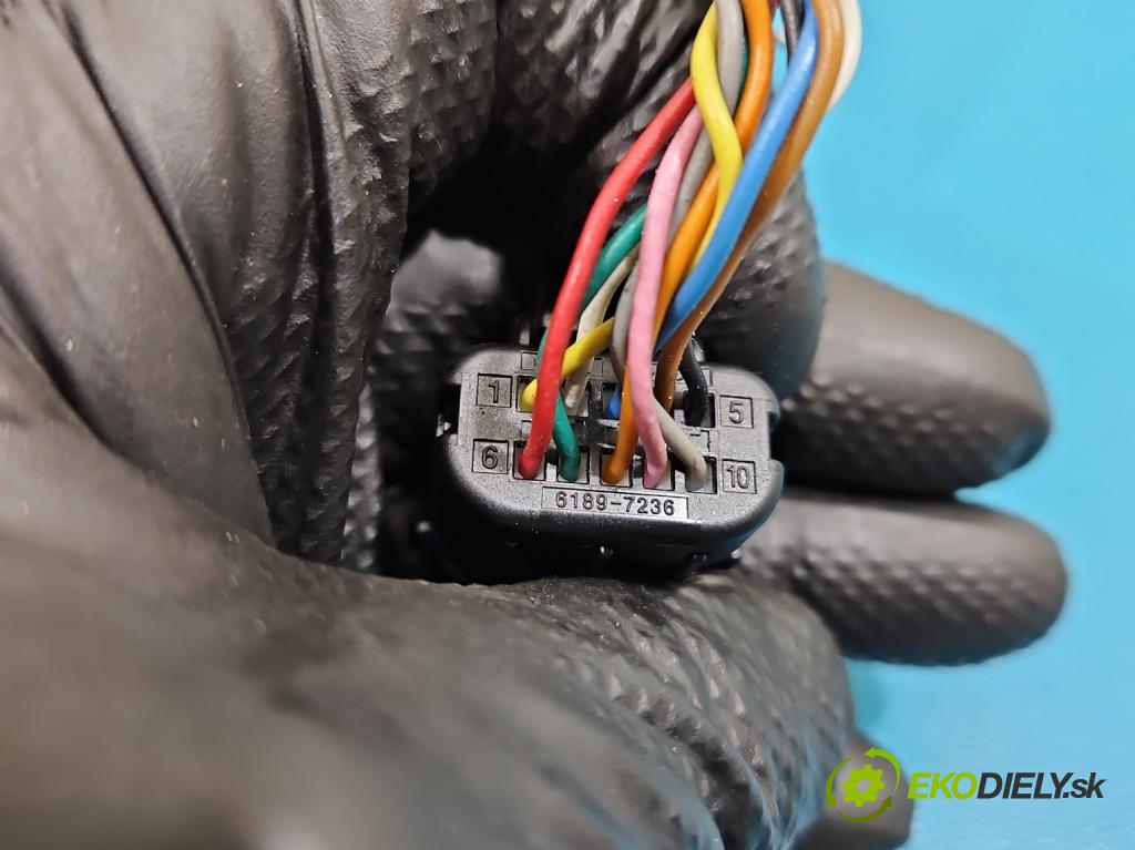 Kia Ceed II 2012-2018 1.6 crdi 128 HP manual 94 kW 1582 cm3 5- zrkadlo ľavé  (Kľučka dverí ostatné)