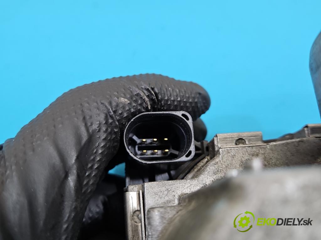 Skoda Octavia III 2013- 1.4 TSI 150 HP manual 110 kW 1395 cm3 5- klapka 03F133062B (Škrtiaca klapka)