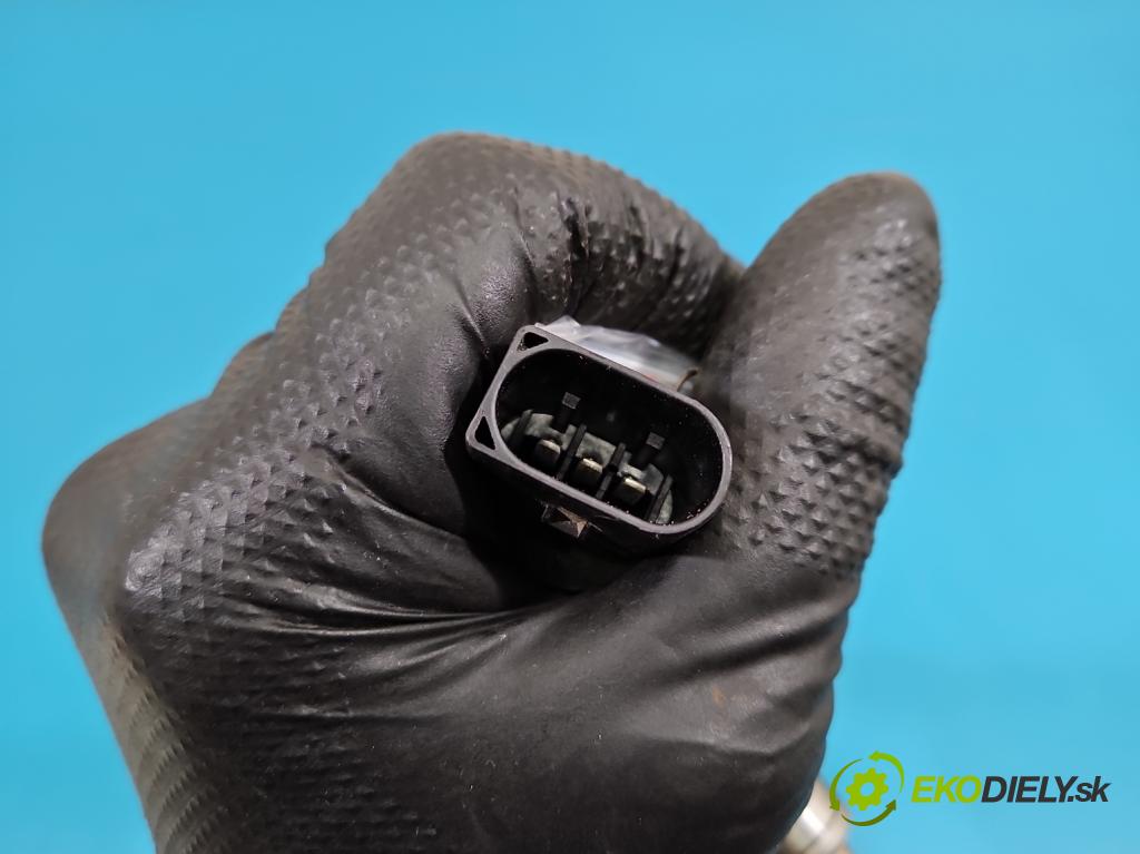 Skoda Octavia III 2013- 1.4 TSI 150 HP manual 110 kW 1395 cm3 5- vstrek 0261500374 (Vstrekovač paliva)