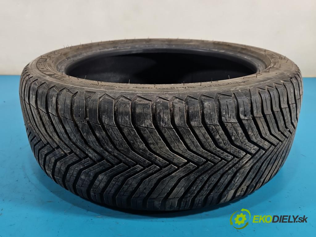 Citroen DS5 2011-2015 2.0 HDI 163 hp automatic 120 kW 1997 cm3 5- pneumatiky: celoročné 4 ks komplet