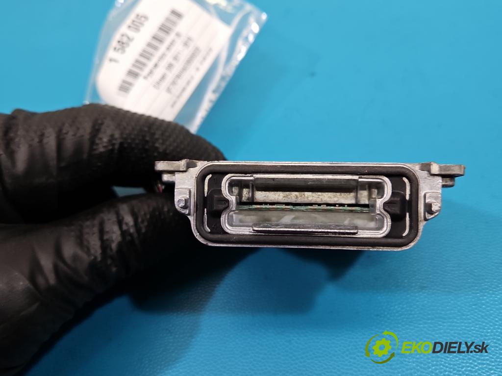 Citroen DS5 2011-2015 2.0 HDI 163 HP automatic 120 kW 1997 cm3 5- střídač: xenon 89034934 (Riadiaca jednotka xenónu)