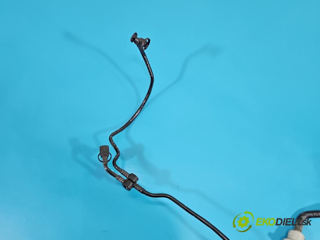 Skoda Octavia III 2013- 1.4 TSI 150 hp manual 110 kW 1395 cm3 5- trubka palivový 04E133518E