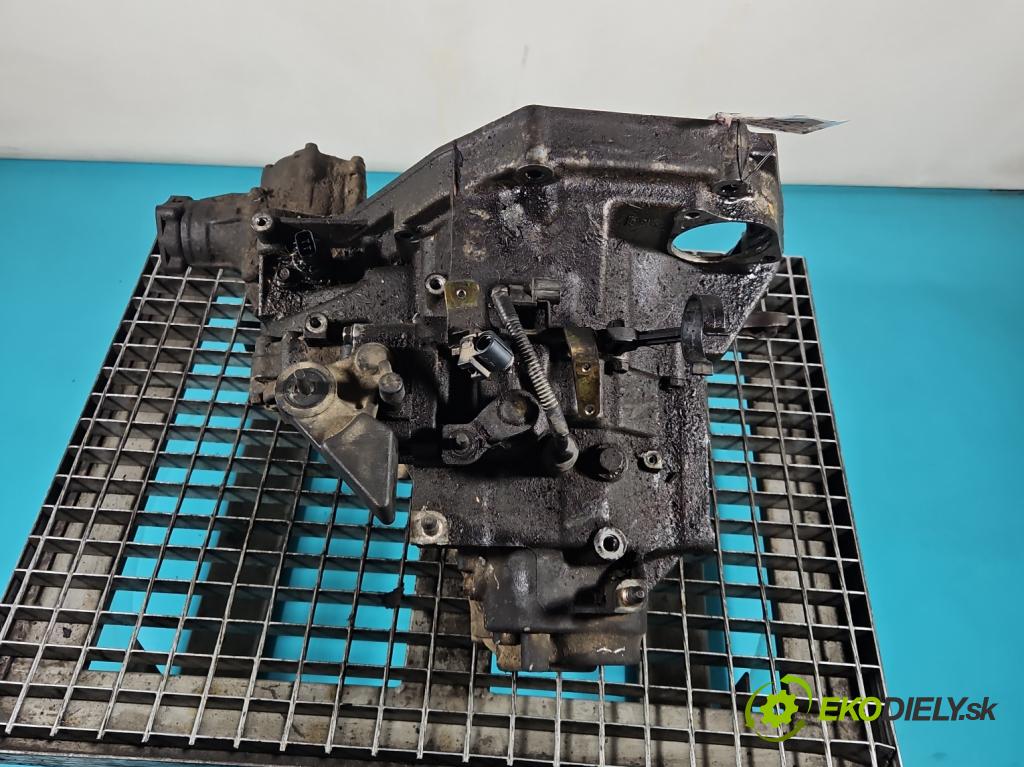 Honda CR-V I 1995-2001 2.0 16V 147 HP manual 108 kW 1973 cm3 5- prevodovka stupeň,rýchlosť manual