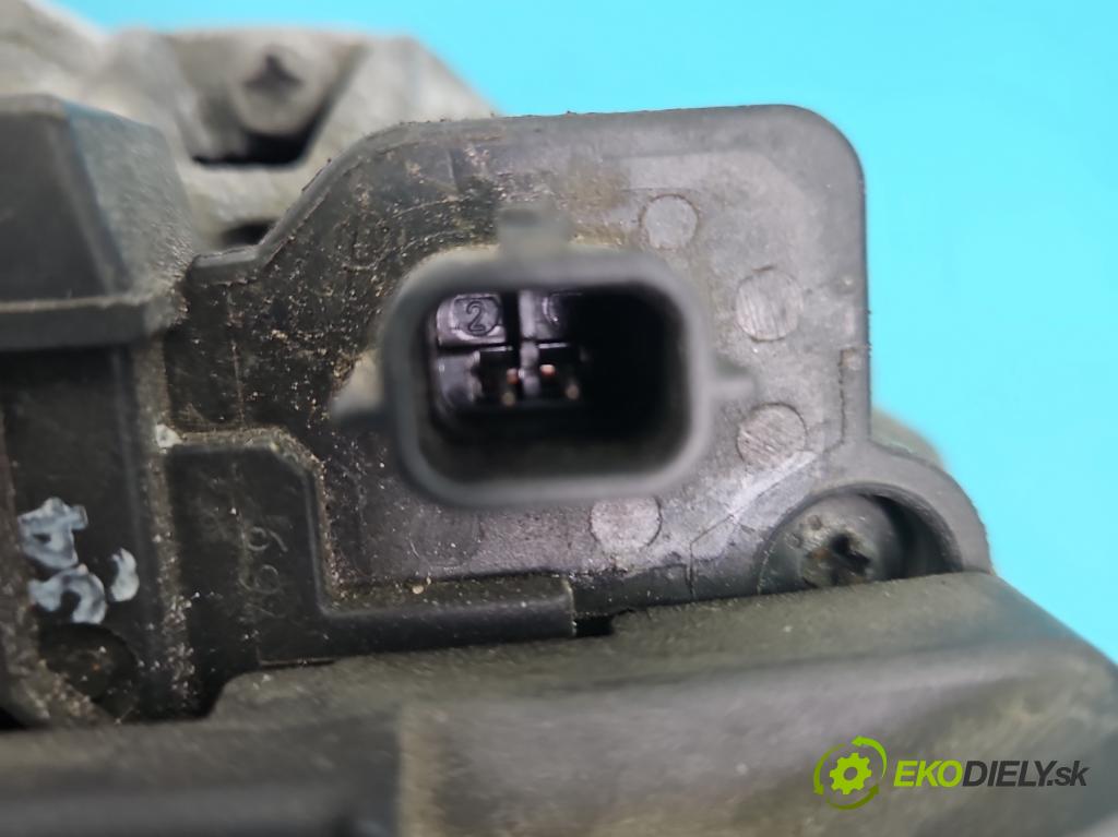 Renault Fluence 1.6 16V 110 HP manual 81 kW 1598 cm3 4- Alternator 8200660025 (Alternátor)