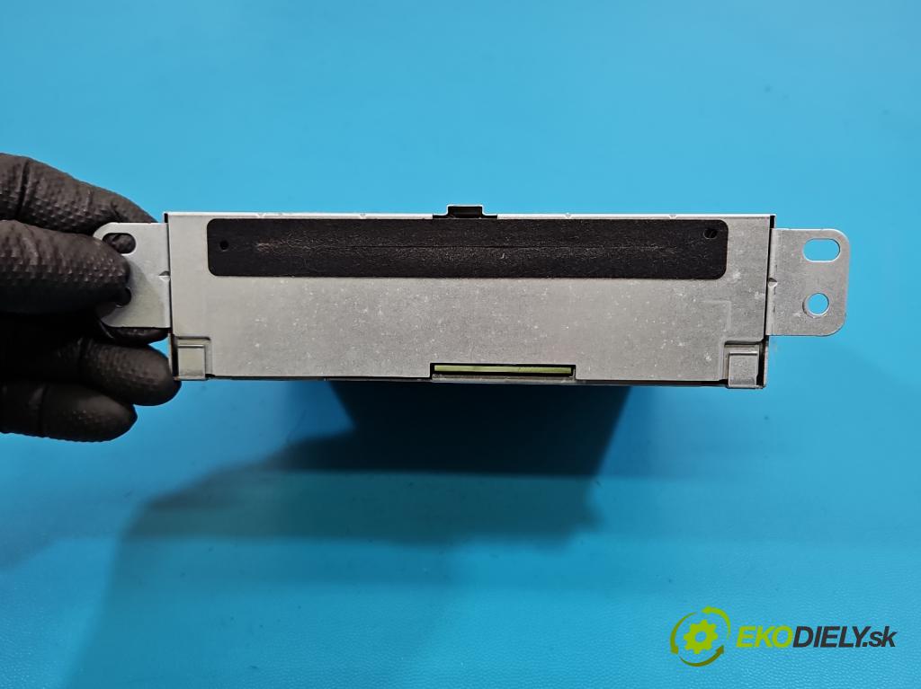 Citroen DS5 2011-2015 2.0 HDI 163 HP automatic 120 kW 1997 cm3 5- Radio originál 9808377080