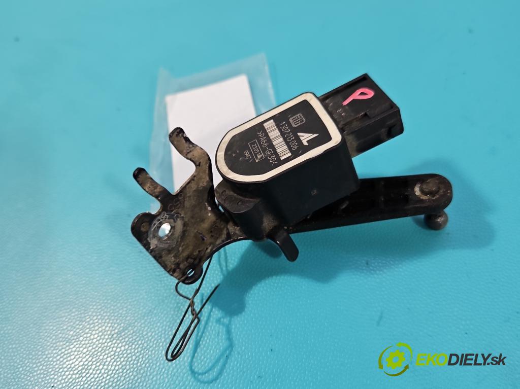 Citroen DS5 2011-2015 2.0 HDI 163 HP automatic 120 kW 1997 cm3 5- snímač nastavenia xenon 1307213006 (Snímač)