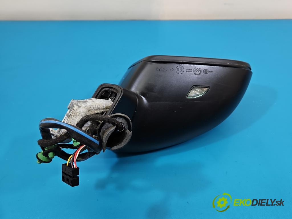 Vw Passat B8 2014 - 2.0 TDI 150 HP automatic 110 kW 1968 cm3 5- zrkadlo pravé  (Kľučka dverí ostatné)