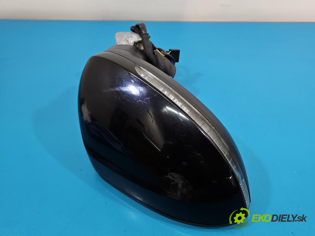 Vw Passat B8 2014 - 2.0 TDI 150 HP automatic 110 kW 1968 cm3 5- zrkadlo pravé  (Kľučka dverí ostatné)