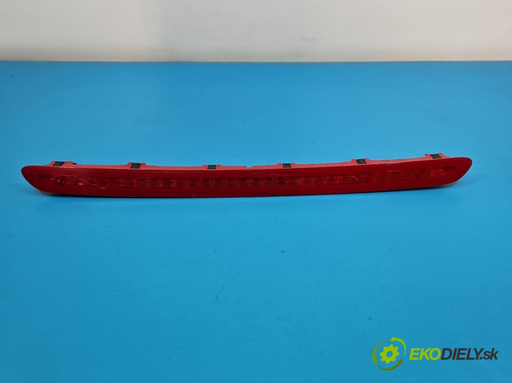 Vw Passat B8 2014 - 2.0 TDI 150 hp automatic 110 kW 1968 cm3 5- světlo: 3G9945087A