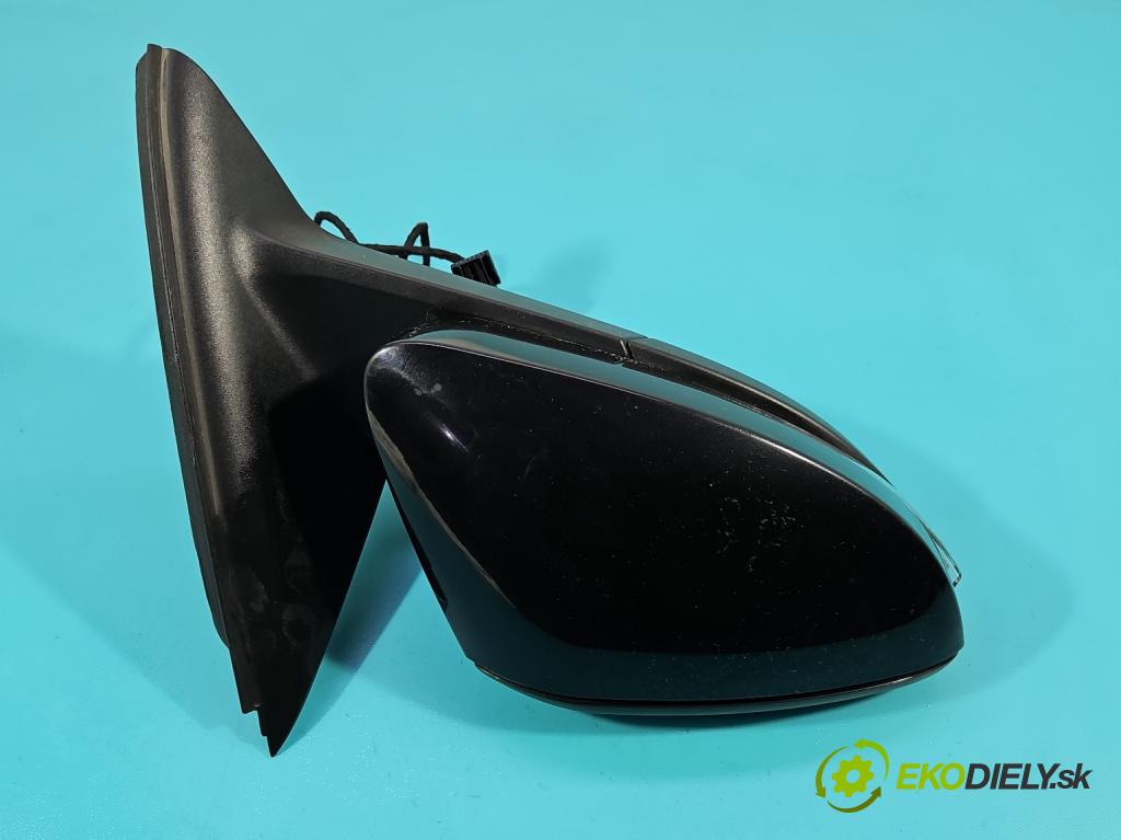 Skoda Octavia III 2013- 1.4 tsi 140 HP manual 103 kW 1395 cm3 5- zrkadlo pravé  (Kľučka dverí ostatné)