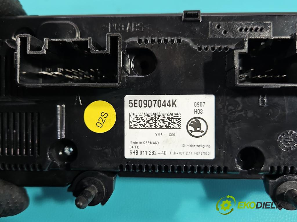 Skoda Octavia III 2013- 1.4 tsi 140 HP manual 103 kW 1395 cm3 5- panel kúrenia 5E0907044K