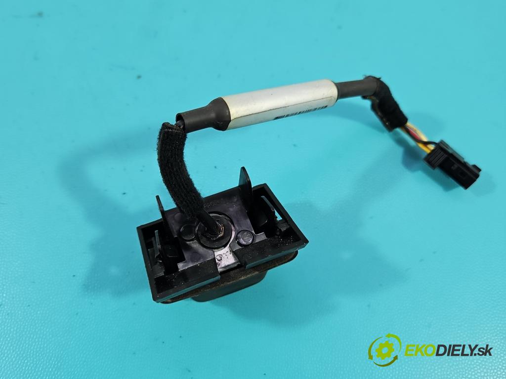 Peugeot 308 II 2013-2021 1.6 hdi 120 HP manual 88 kW 1560 cm3 5- Kamera cúvania 9812503980