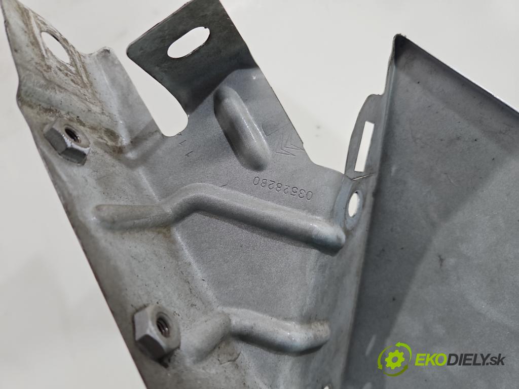 Citroen DS5 2011-2015 2.0 HDI 163 HP automatic 120 kW 1997 cm3 5- blatník predné pravý  (Kľučka dverí ostatné)