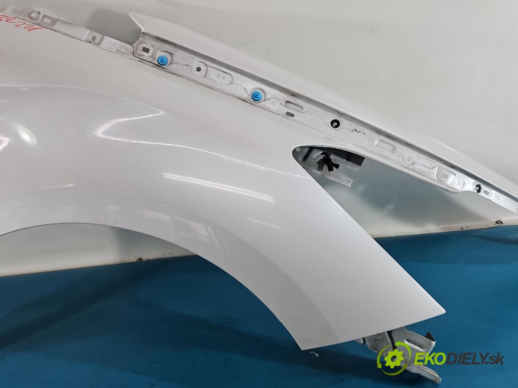 Citroen DS5 2011-2015 2.0 HDI 163 HP automatic 120 kW 1997 cm3 5- blatník predné pravý  (Kľučka dverí ostatné)