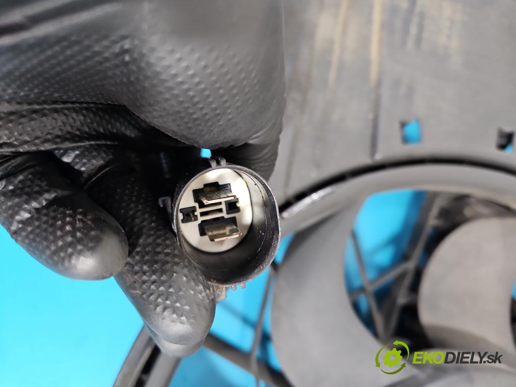 Volvo V50 2.0d 136hp manual 100 kW 1997 cm3 5- ventilátor chladič 3M5H-6C607-UF