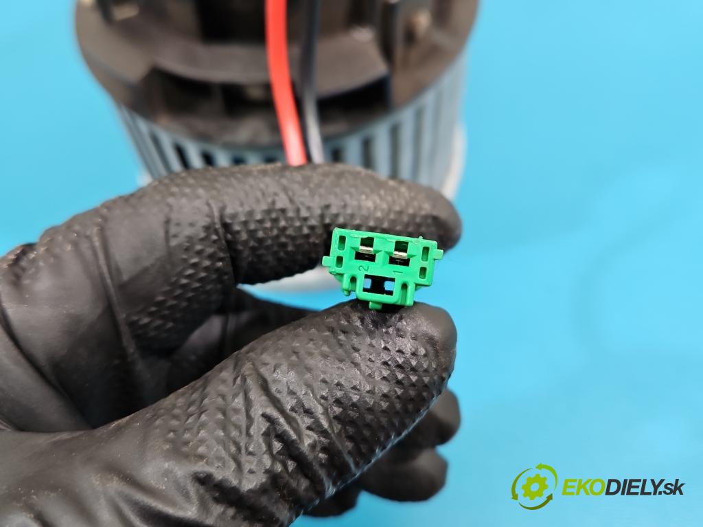 Peugeot 308 II 2013-2021 1.6 hdi 120 HP manual 88 kW 1560 cm3 5- ventilátor vzduchu DB271001