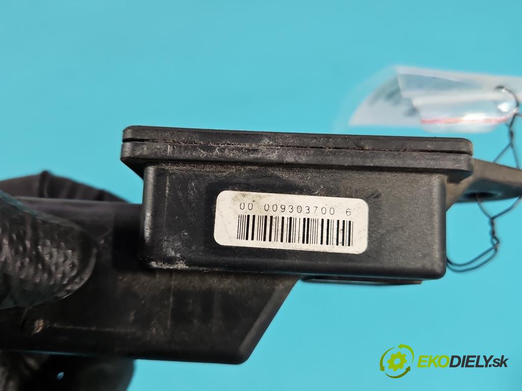 Peugeot 308 II 2013-2021 1.6 hdi 120 HP manual 88 kW 1560 cm3 5- riadiaca jednotka ostatné 967787168001