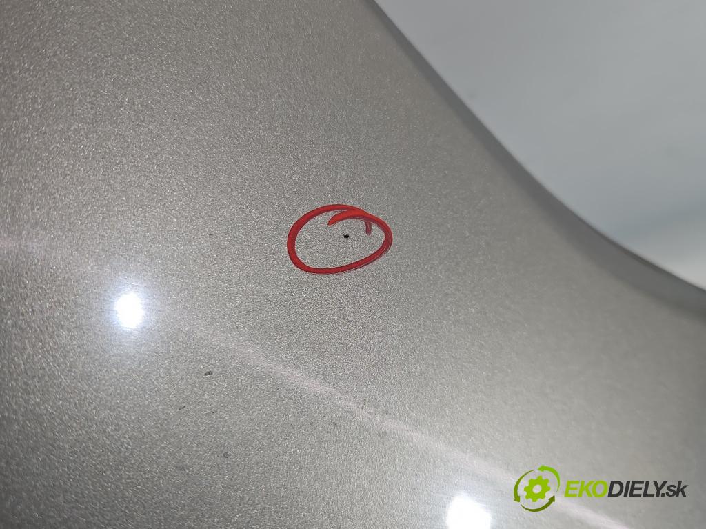 Kia Ceed II 2012-2018 1.6 crdi 128 HP manual 94 kW 1582 cm3 5- blatník predné pravý  (Kľučka dverí ostatné)