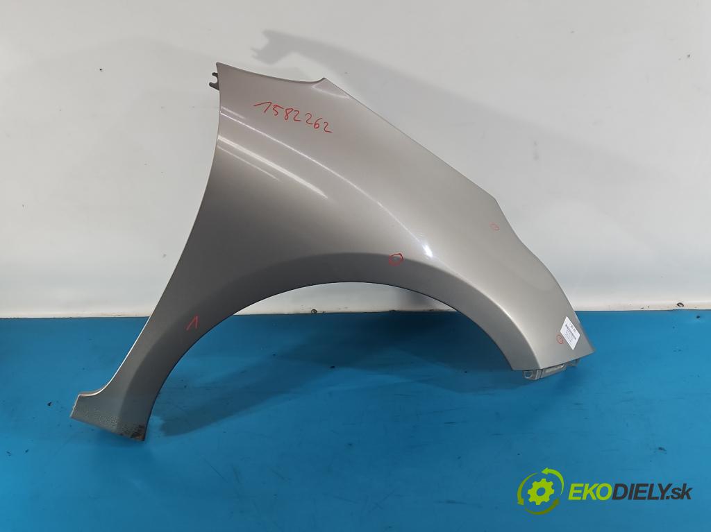 Kia Ceed II 2012-2018 1.6 crdi 128 HP manual 94 kW 1582 cm3 5- blatník predné pravý  (Kľučka dverí ostatné)