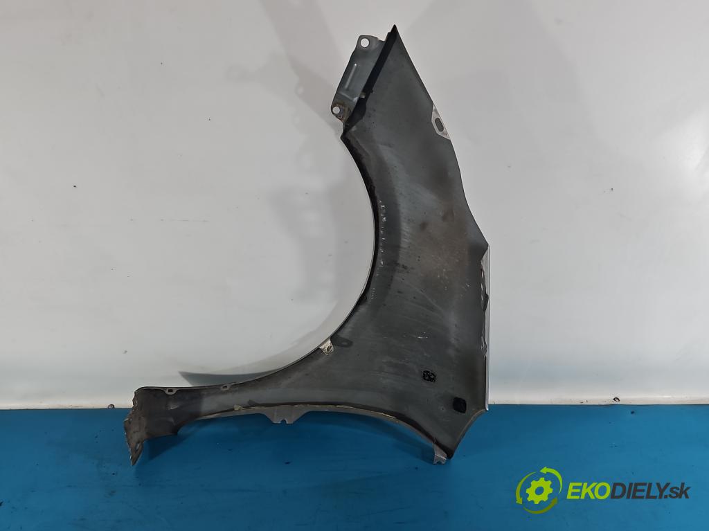 Kia Ceed II 2012-2018 1.6 crdi 128 HP manual 94 kW 1582 cm3 5- blatník predné pravý  (Kľučka dverí ostatné)