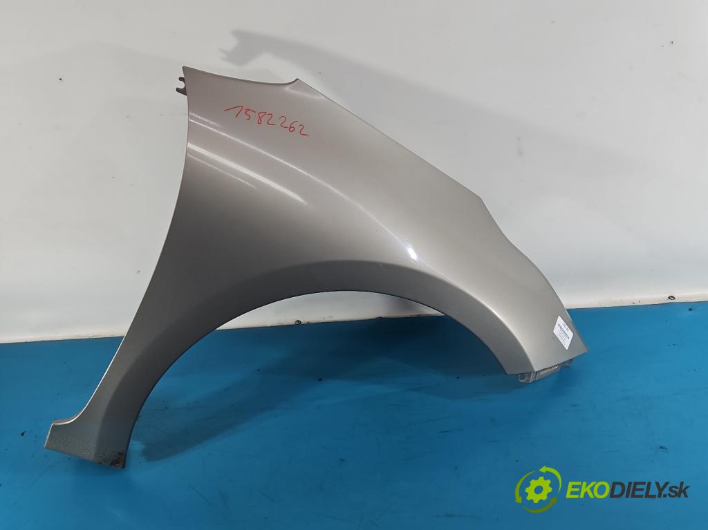 Kia Ceed II 2012-2018 1.6 crdi 128 HP manual 94 kW 1582 cm3 5- blatník predné pravý  (Kľučka dverí ostatné)