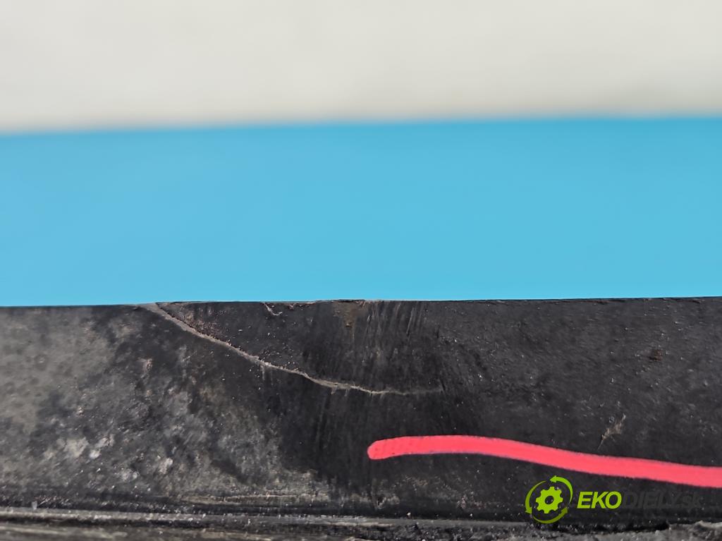 Peugeot 308 II 2013-2021 1.6 hdi 120 HP manual 88 kW 1560 cm3 5- Ventilátor chladiča 9806313580