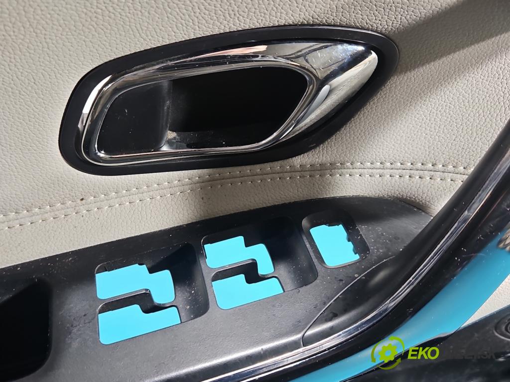 Kia Ceed II 2012-2018 1.6 crdi 128 HP manual 94 kW 1582 cm3 5- Čalounictví: dvere predné ľavé