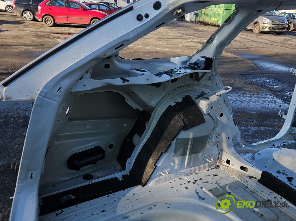 Skoda Octavia IV 2019- 2.0 tdi 116 HP manual 85 kW 1968 cm3 5- blatník zadné ľavý