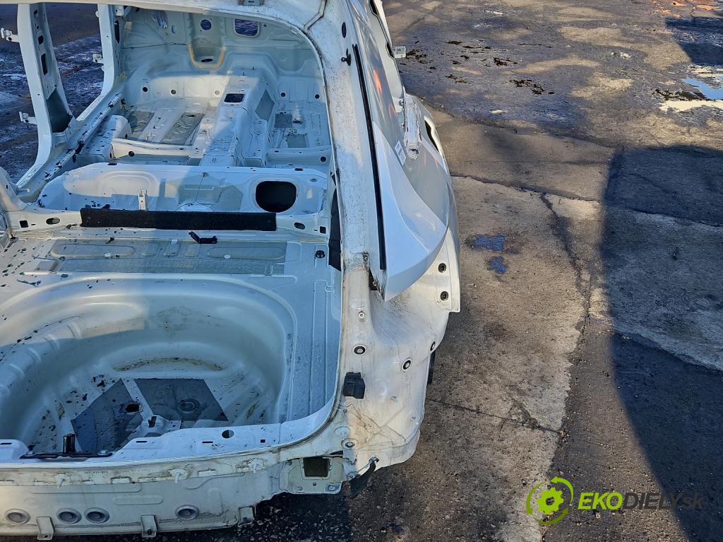 Skoda Octavia IV 2019- 2.0 tdi 116 HP manual 85 kW 1968 cm3 5- blatník zadné pravý
