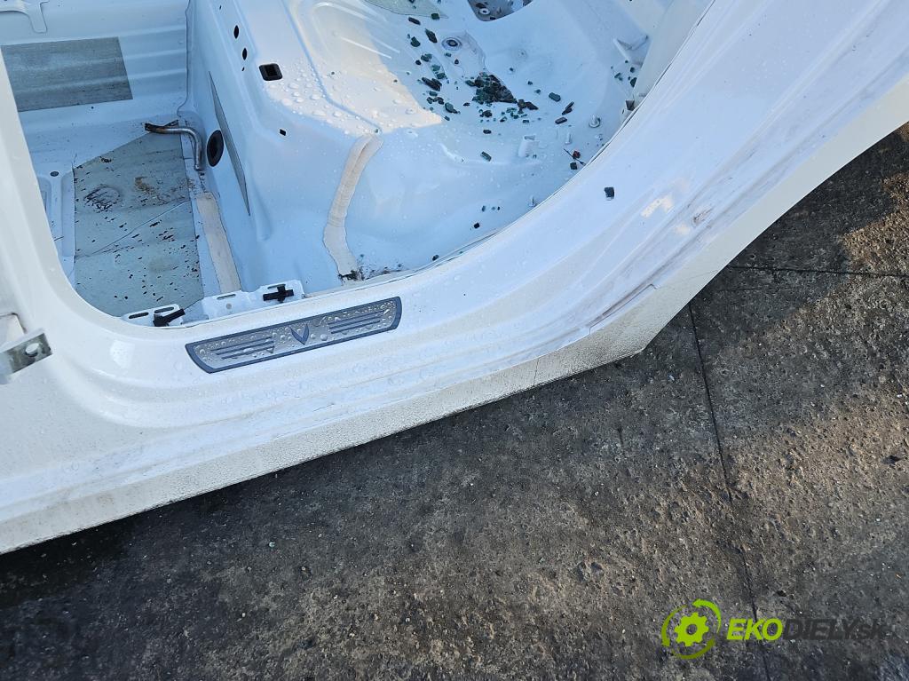 Skoda Octavia IV 2019- 2.0 tdi 116 HP manual 85 kW 1968 cm3 5- Práh: ľavý  (Karoséria ostatné)