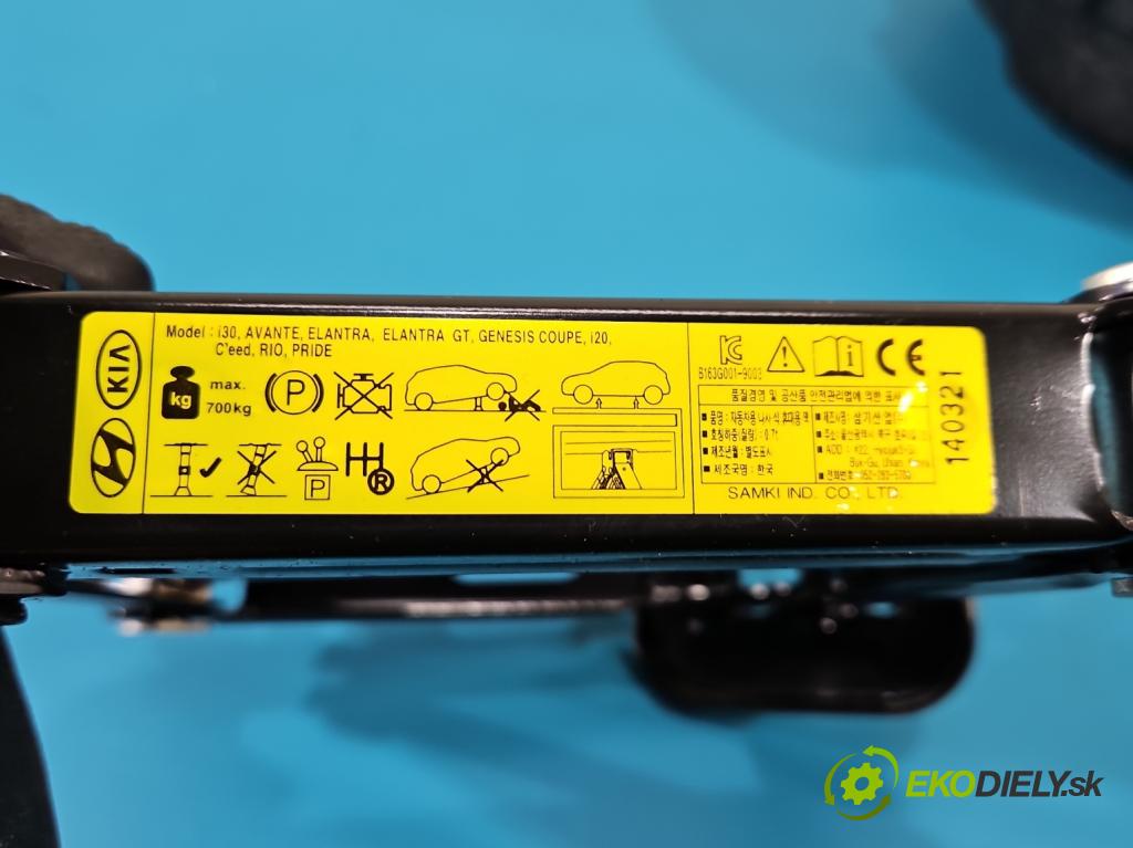 Kia Ceed II 2012-2018 1.6 crdi 128 HP manual 94 kW 1582 cm3 5- mechanizmus okna automobilovy B163G001-9003