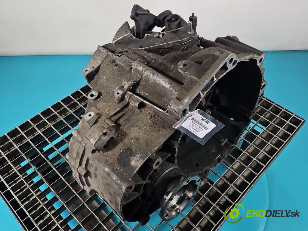 Vw Passat B6 2005-2010 2.0 tdi 136 HP manual 100 kW 1968 cm3 5- prevodovka stupeň,rýchlosť manual KNS