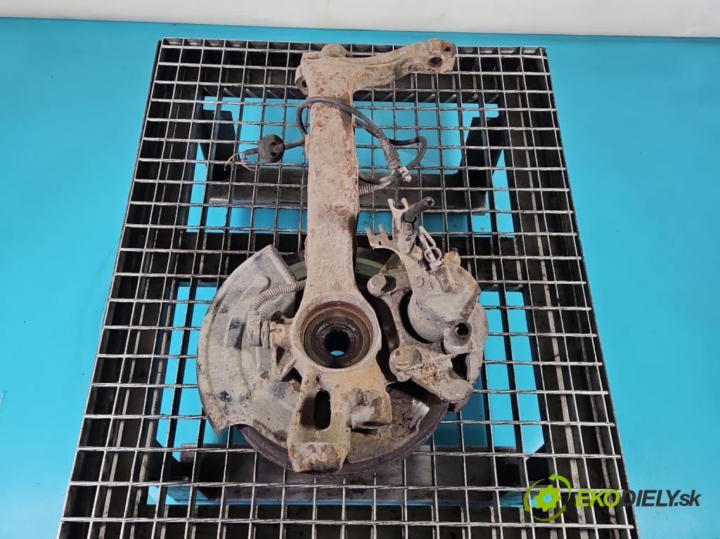 Vw Passat B5 1995-2005 1.9 TDI 131 HP manual 96 kW 1896 cm3 4- náboj pravé  (Náboj kolesa)