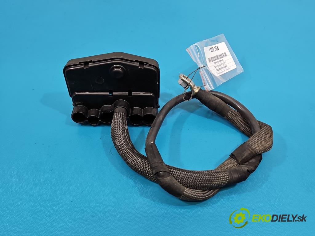 Skoda Octavia IV 2019- 2.0 tdi 116 HP manual 85 kW 1968 cm3 5- Zväzok: ostatné 5WA937548