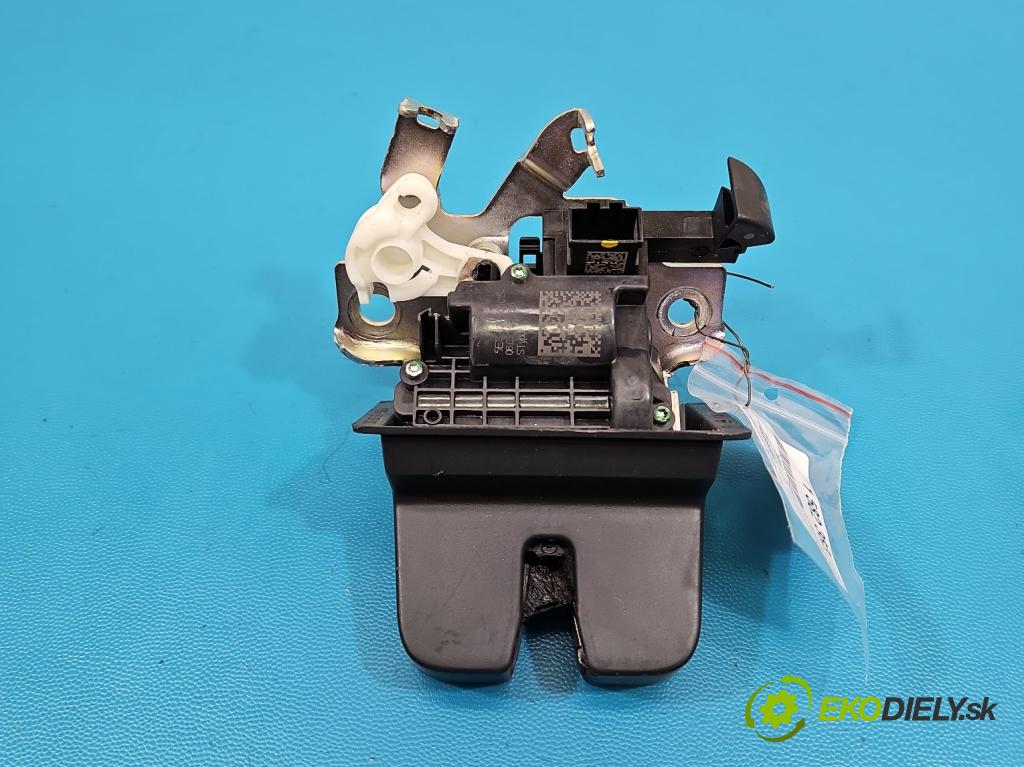 Skoda Octavia IV 2019- 2.0 tdi 116 HP manual 85 kW 1968 cm3 5- zámok kufrové dvere zadné 5E3827505