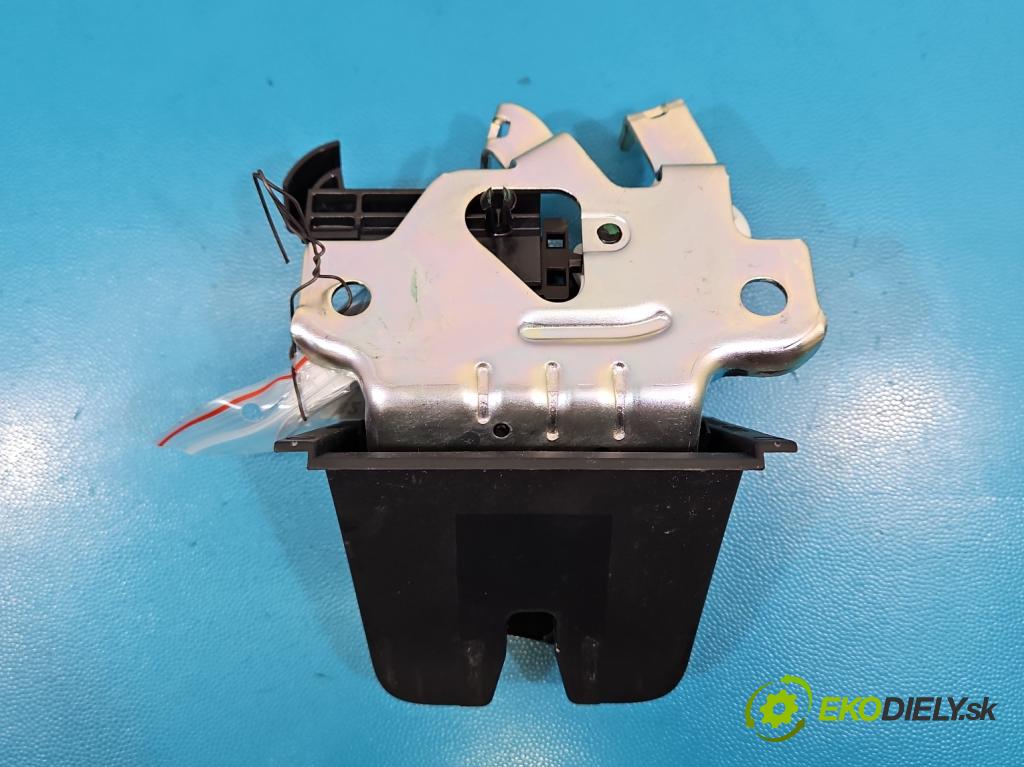 Skoda Octavia IV 2019- 2.0 tdi 116 HP manual 85 kW 1968 cm3 5- zámok kufrové dvere zadné 5E3827505