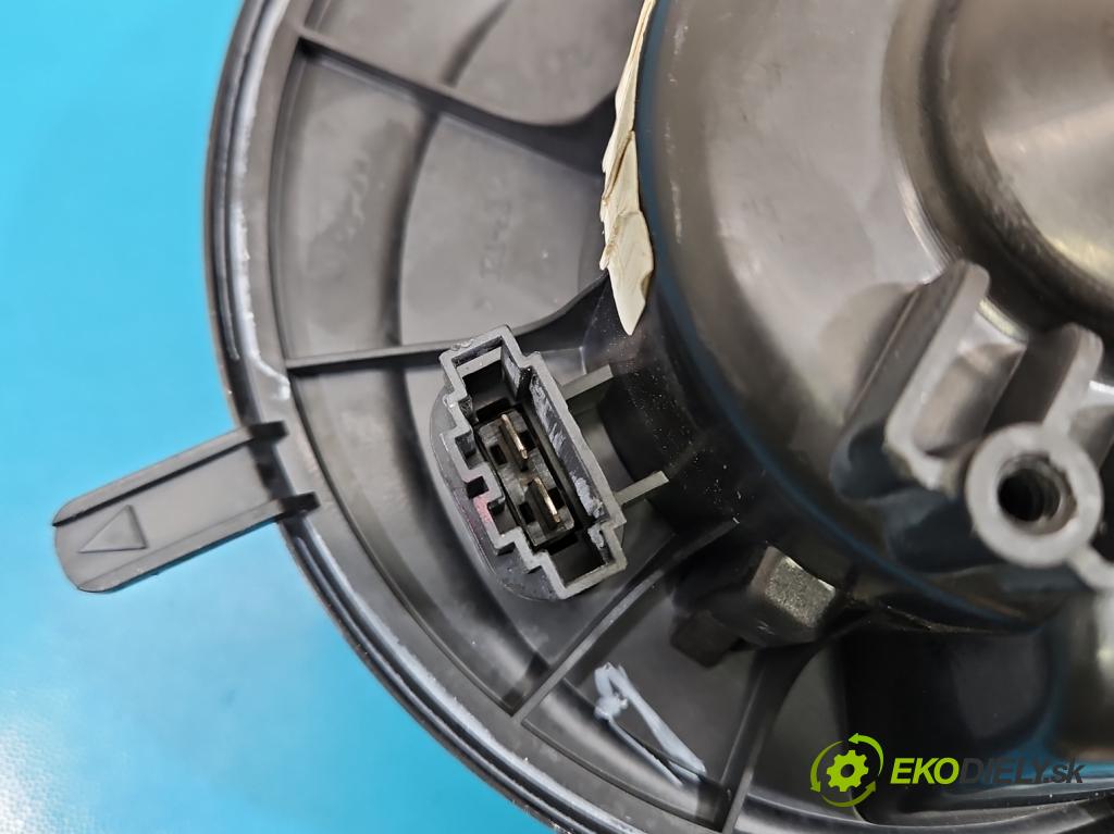 Vw Golf VI 2008-2013 1.6 tdi CAY 105 HP manual 77 kW 1598 cm3 5- ventilátor vzduchu