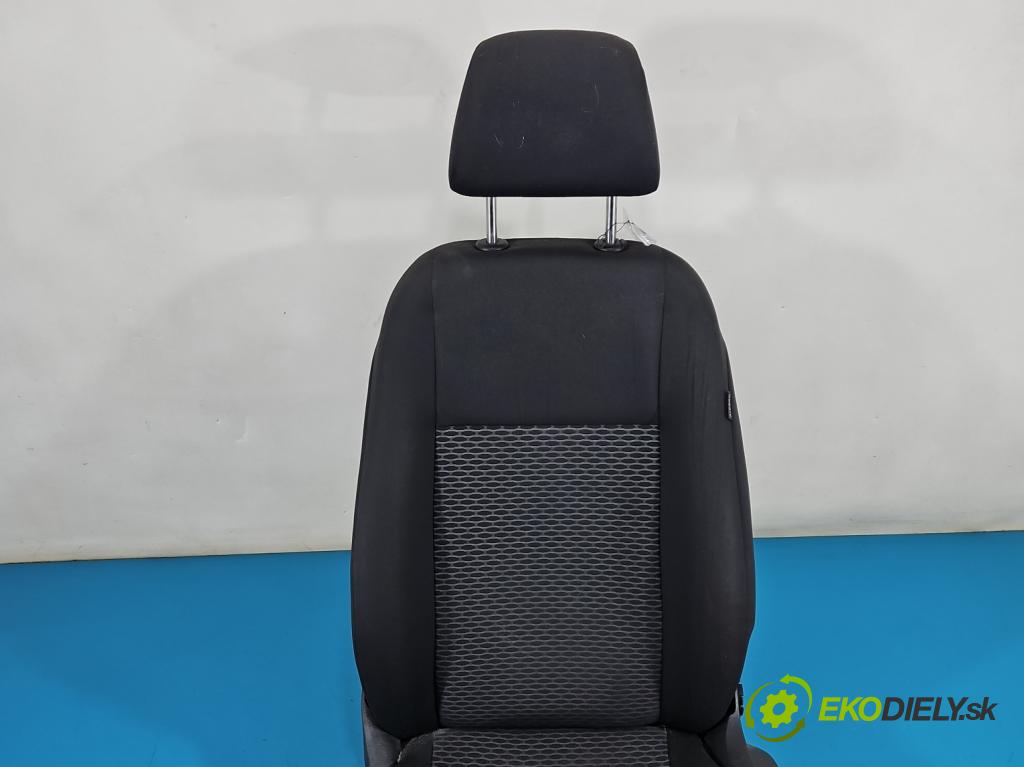 Vw Golf VI 2008-2013 1.6 tdi CAY 105 HP manual 77 kW 1598 cm3 5- Sedačka ľavý  (Sedadlo)