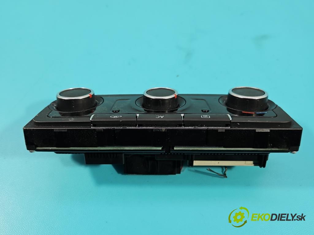 Vw Golf VI 2008-2013 1.6 tdi CAY 105 HP manual 77 kW 1598 cm3 5- panel kúrenia 7N0907426K