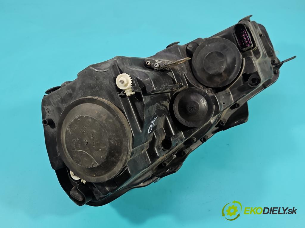 Vw Golf VI 2008-2013 1.6 tdi CAY 105 HP manual 77 kW 1598 cm3 5- Reflektor: pravý  (Svetlo predné pravé)