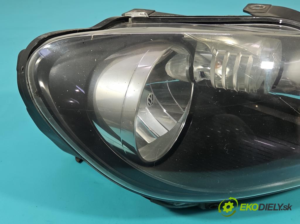Vw Golf VI 2008-2013 1.6 tdi CAY 105 HP manual 77 kW 1598 cm3 5- Reflektor: pravý  (Svetlo predné pravé)