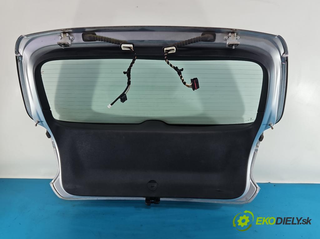 Vw Golf VI 2008-2013 1.6 tdi CAY 105 HP manual 77 kW 1598 cm3 5- zadna kufor  (Kapota zadná (kufor))